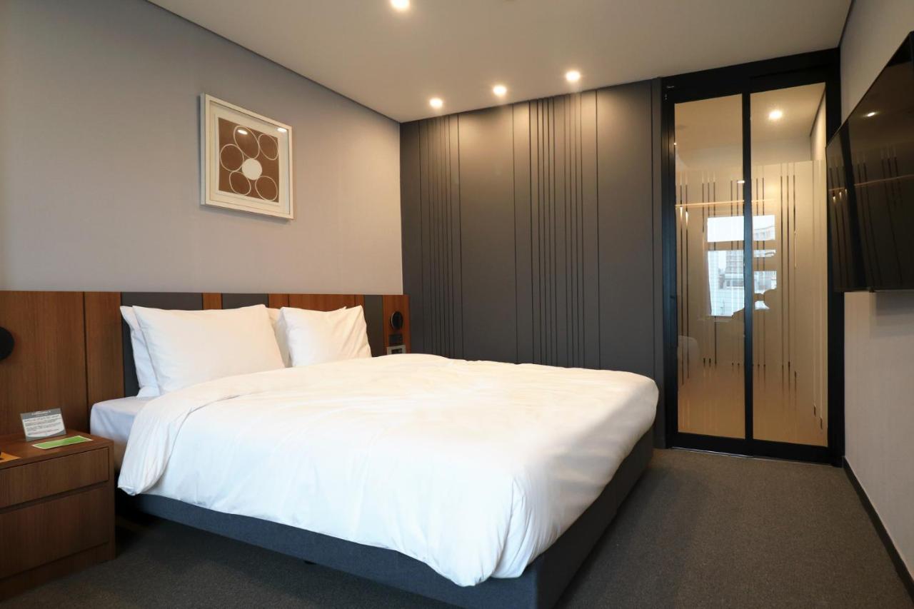 hotel pj myeongdong zip code